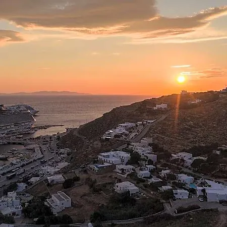 Rhenia Mykonos & Hotel